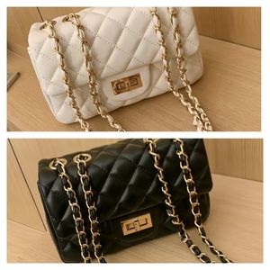 Quilted On-Trend Fashion Bag